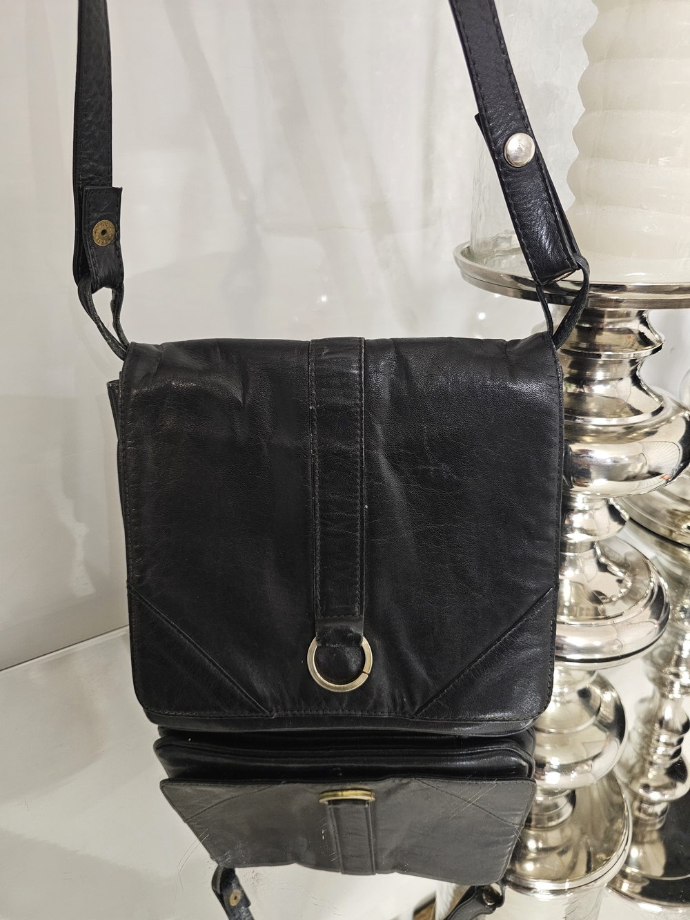 Black Leather Men’s Crossbody Bag - Classic Urban Style